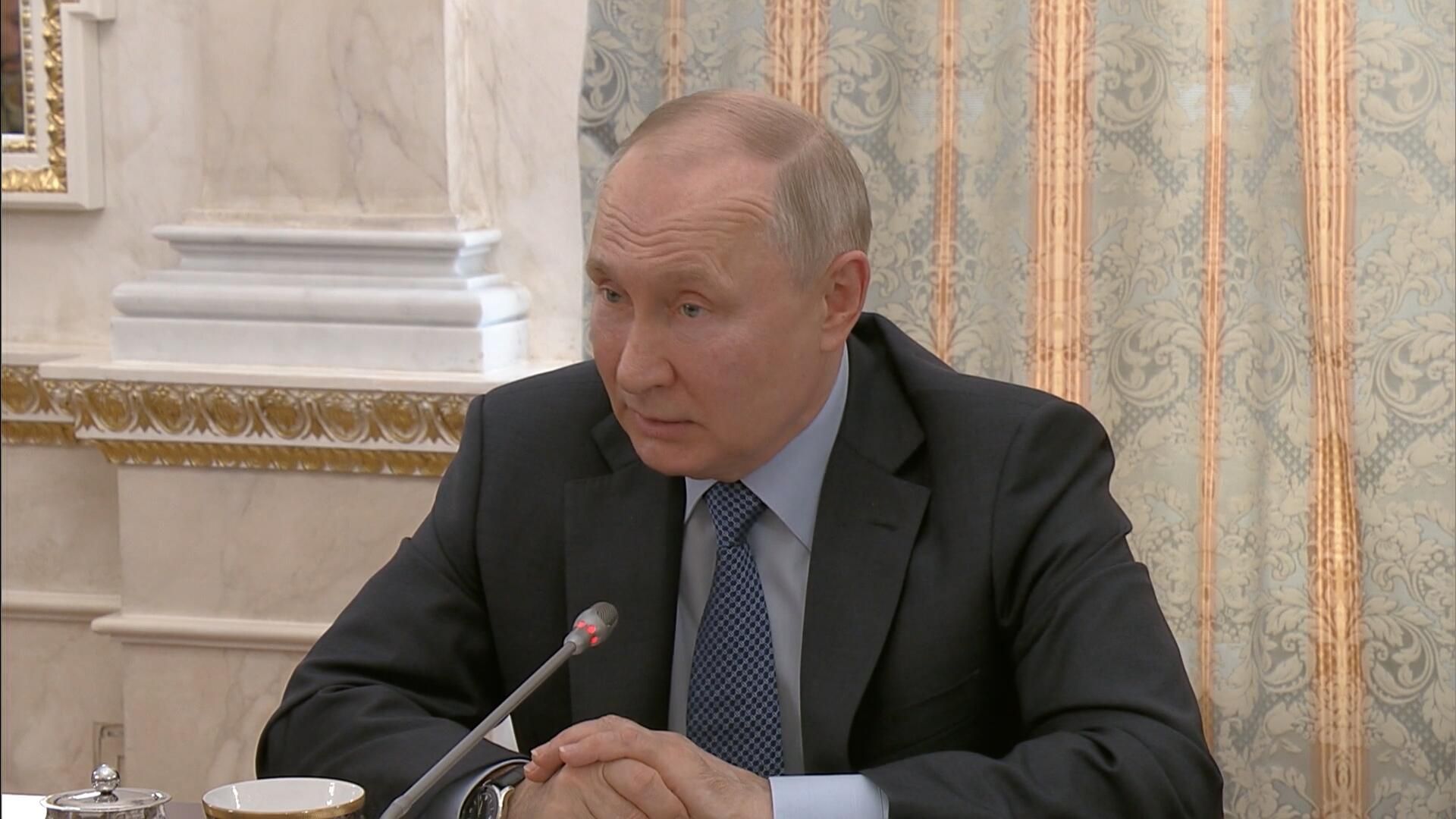 Путин: Bradley и Leopard, как мы и предполагали, прекрасно горят Путин: Bradley и Leopard, как мы и предполагали, прекрасно горят - РИА Новости, 1920, 13.06.2023