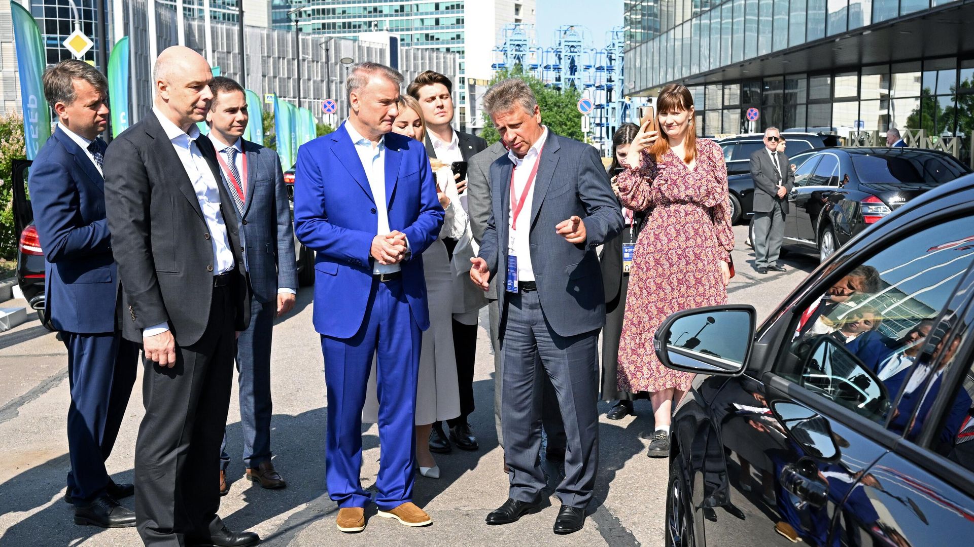Министр финансов Российской Федерации Антон Силуанов, Председатель Правления ПАО Сбербанк Герман Греф и
Президент АО АВТОВАЗ Максим Соколов Министр финансов Российской Федерации Антон Силуанов, Председатель Правления ПАО Сбербанк Герман Греф и
Президент АО АВТОВАЗ Максим Соколов - РИА Новости, 1920, 16.06.2023