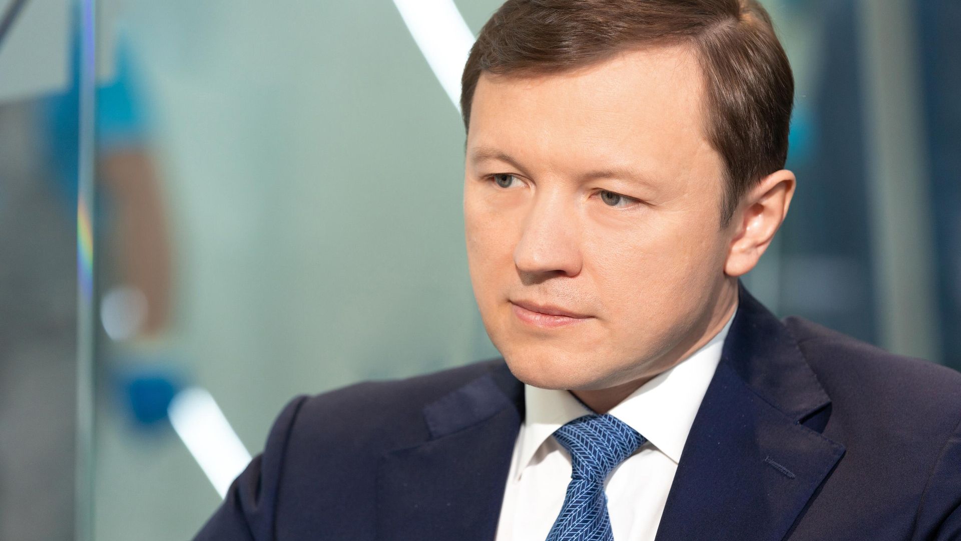 Заместитель мэра Москвы по вопросам экономической политики и имущественно-земельных отношений Владимир Ефимов на ПМЭФ-2023 Заместитель мэра Москвы по вопросам экономической политики и имущественно-земельных отношений Владимир Ефимов на ПМЭФ-2023 - РИА Новости, 1920, 18.01.2024