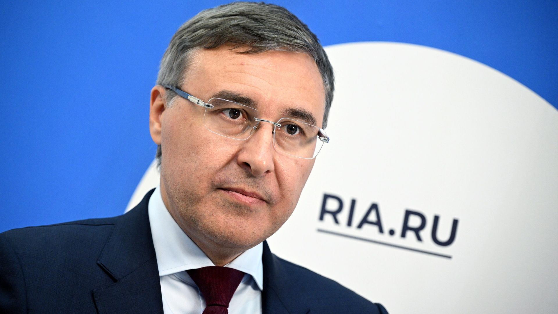 Министр науки и высшего образования Российской Федерации Валерий Фальков на ПМЭФ-2023, у стенда РИА Новости - РИА Новости, 1920, 14.11.2023