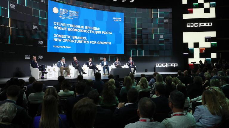 Сессия: Отечественные бренды - новые возможности для роста Сессия: Отечественные бренды - новые возможности для роста