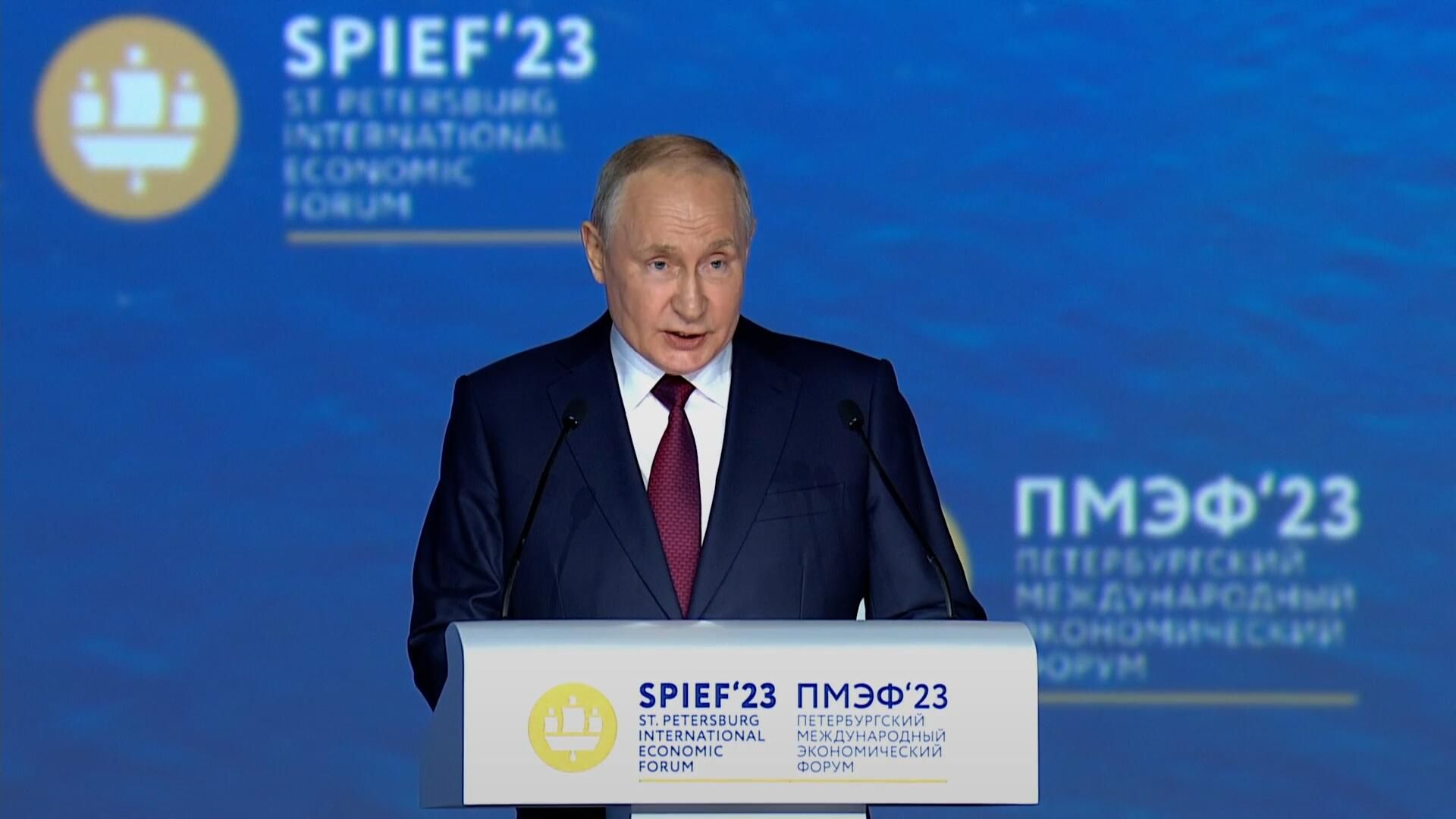 Путин: Зеленский — не еврей, а позор еврейского народа Путин: Зеленский — не еврей, а позор еврейского народа - РИА Новости, 1920, 16.06.2023