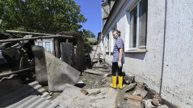 Женщина в селе Корсунка Новокаховского района Херсонской области