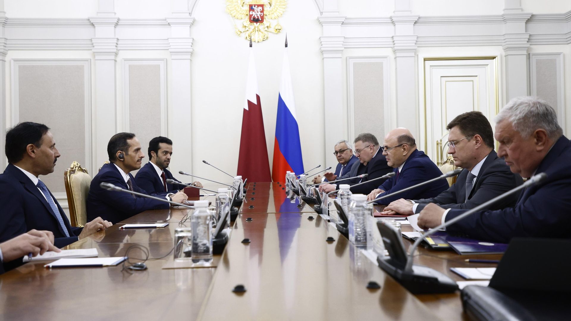 Председатель правительства РФ Михаил Мишустин и председатель Совета министров, министр иностранных дел Государства Катар Мухаммед бен Абдель Рахман Аль Тани на переговорах в Москве Председатель правительства РФ Михаил Мишустин и председатель Совета министров, министр иностранных дел Государства Катар Мухаммед бен Абдель Рахман Аль Тани на переговорах в Москве - РИА Новости, 1920, 22.06.2023
