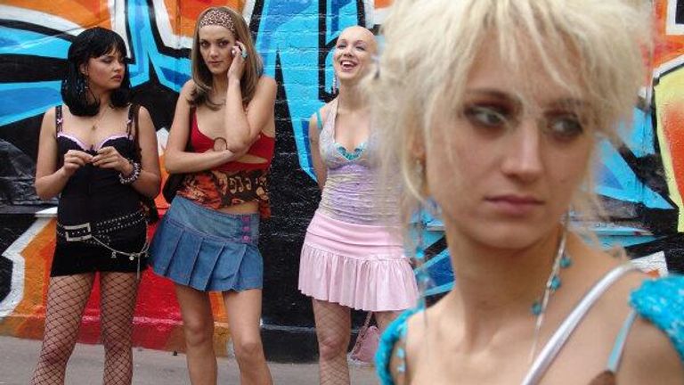 Кадр из сериала Точка