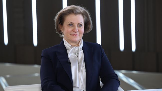 Анна Попова