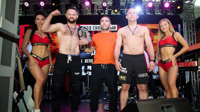 Камил Гаджиев и участники главного боя турнира AMC FIGHT NIGHTS 24 июня Камил Гаджиев и участники главного боя турнира AMC FIGHT NIGHTS 24 июня