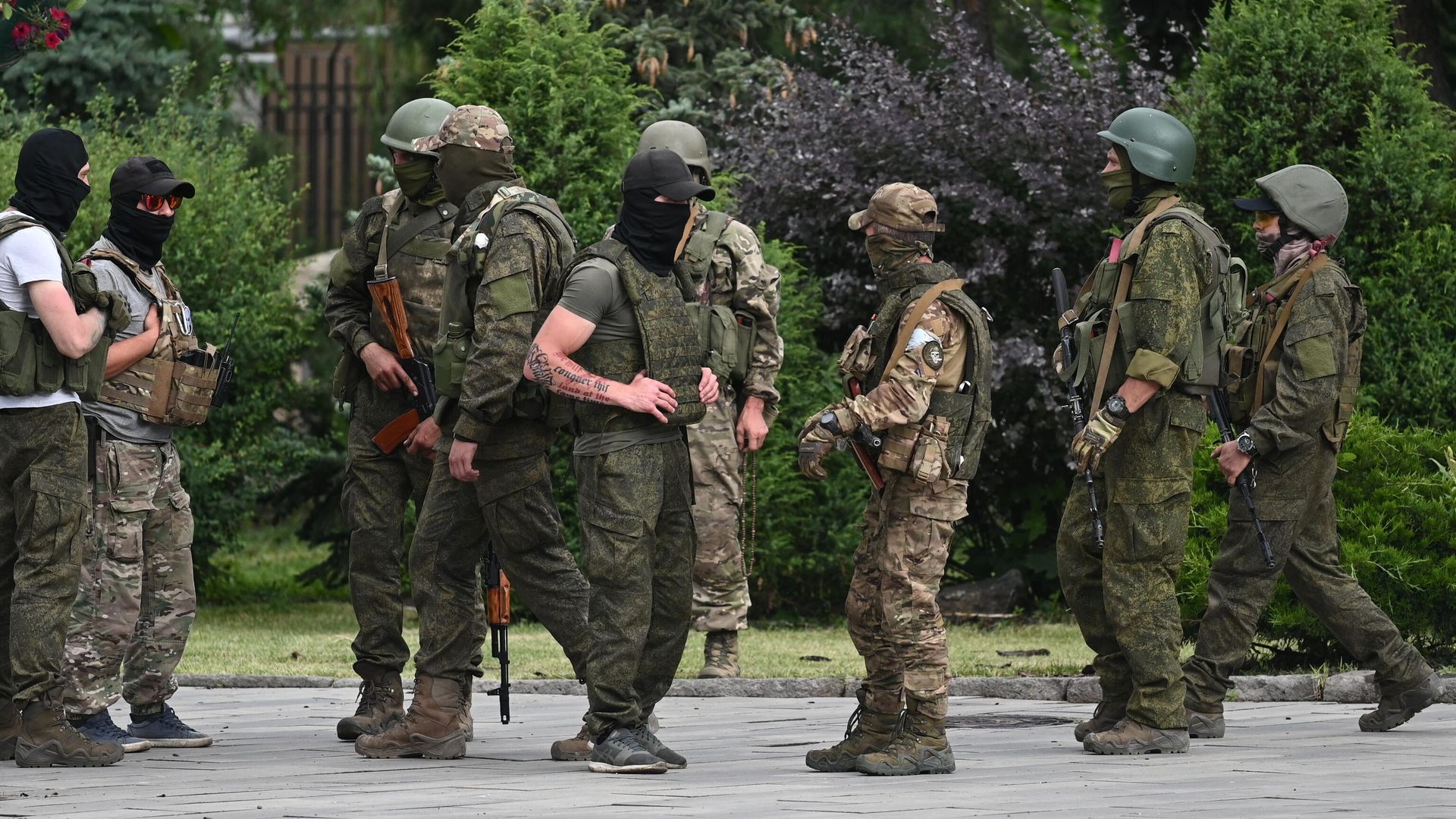 Бойцы ЧВК Вагнер на улице Ростова-на-Дону Бойцы ЧВК Вагнер на улице Ростова-на-Дону - РИА Новости, 1920, 06.07.2023
