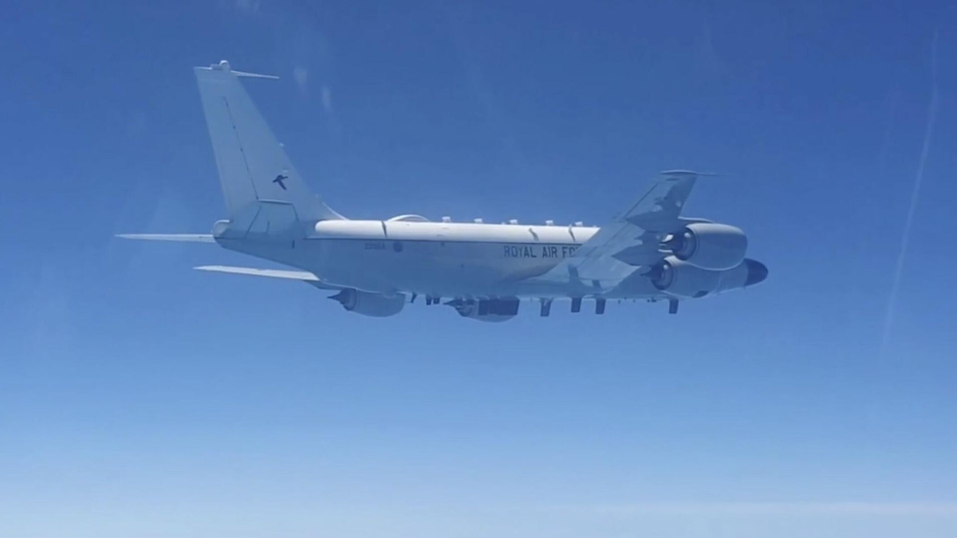 Кадр видео перехвата британских самолетов Кадр видео перехвата британских самолетов - РИА Новости, 1920, 07.03.2024