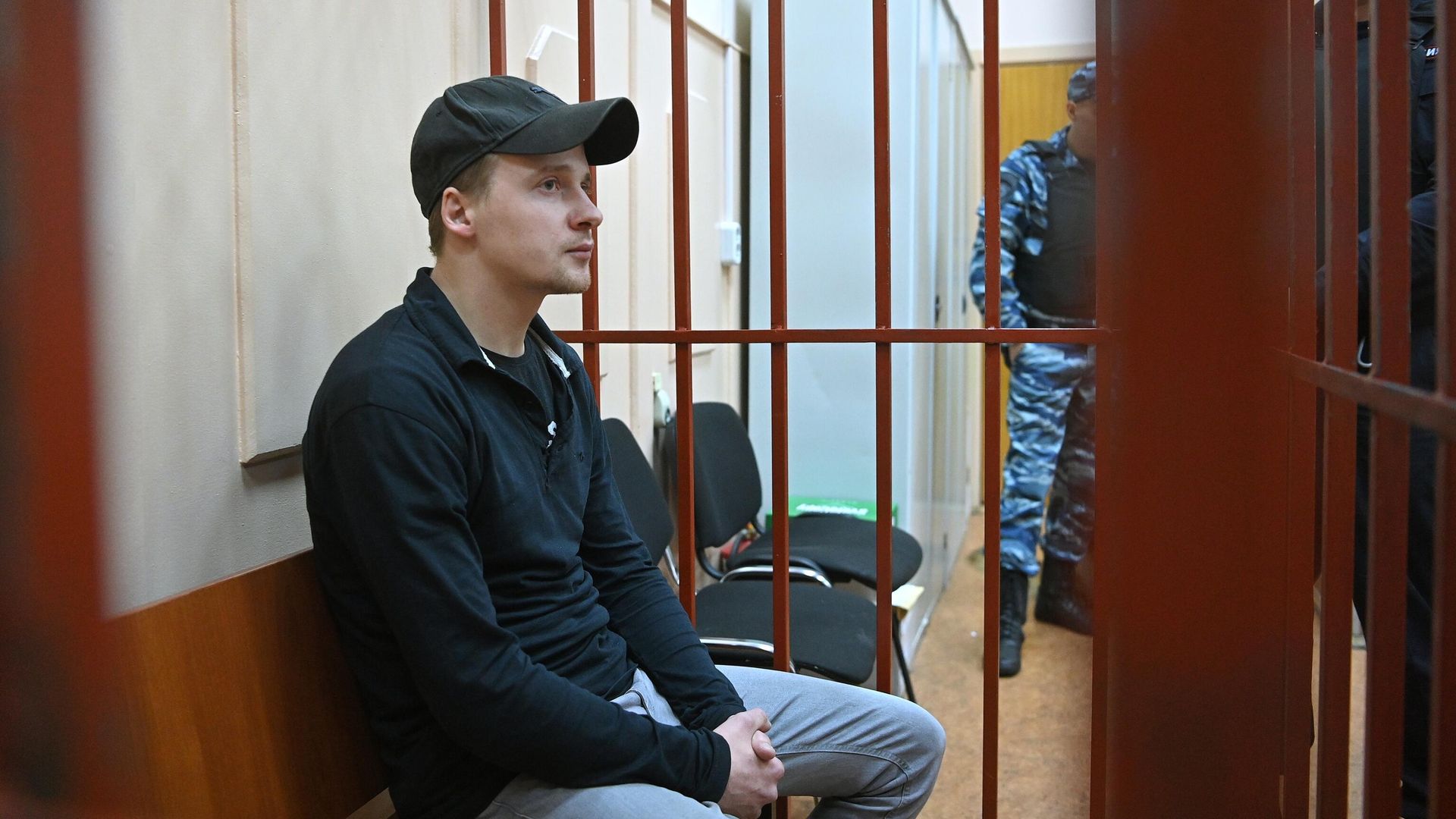 Александр Пермяков, обвиняемый в подрыве автомобиля Захара Прилепина, в Басманном суде Москвы Александр Пермяков, обвиняемый в подрыве автомобиля Захара Прилепина, в Басманном суде Москвы - РИА Новости, 1920, 02.10.2023