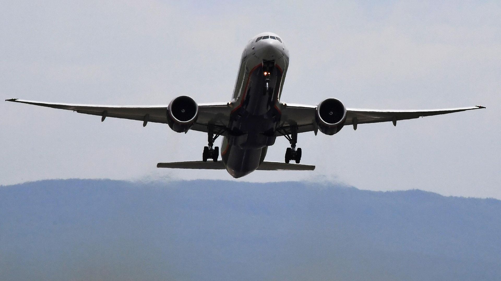 Самолет Boeing 777-300 ER С. Есенин авиакомпании Аэрофлот Самолет Boeing 777-300 ER С. Есенин авиакомпании Аэрофлот - РИА Новости, 1920, 30.06.2023