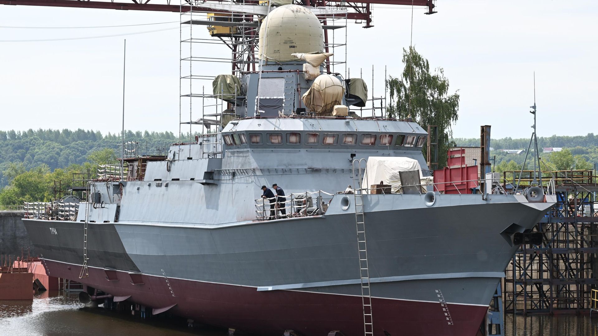 Церемония спуска на воду малого ракетного корабля проекта 22800 Туча - РИА Новости, 1920, 21.12.2024