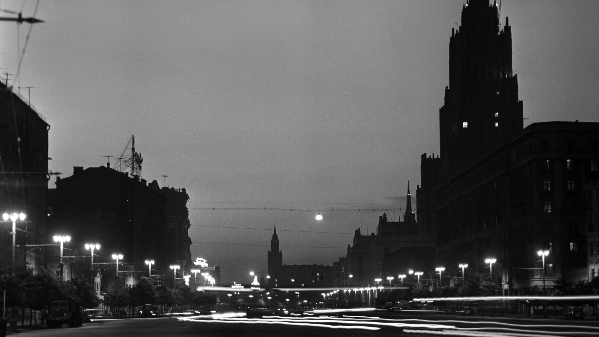 Вечерняя Москва. Садовое кольцо Вечерняя Москва. Садовое кольцо - РИА Новости, 1920, 05.07.2023