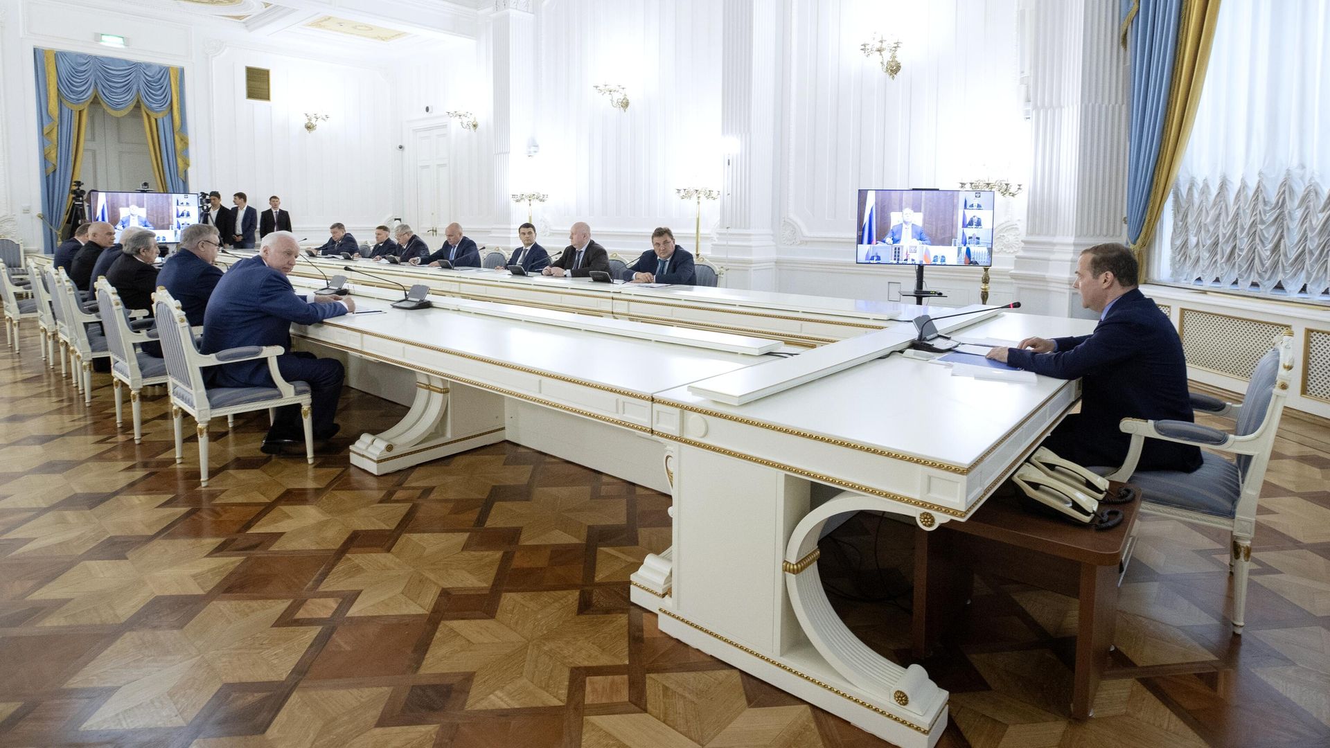 Заместитель председателя Совета безопасности РФ Дмитрий Медведев Заместитель председателя Совета безопасности РФ Дмитрий Медведев - РИА Новости, 1920, 04.07.2023