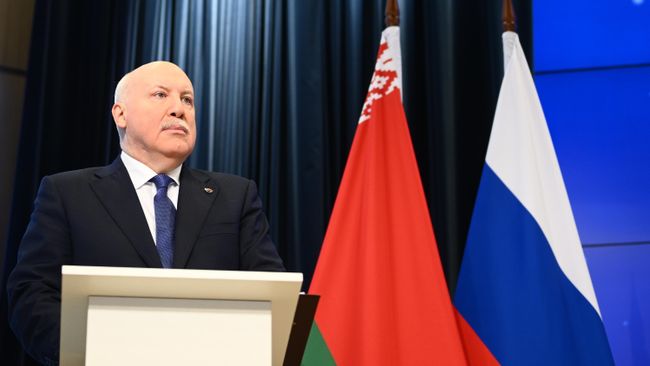 Государственный секретарь Союзного государства России и Белоруссии Дмитрий Мезенцев