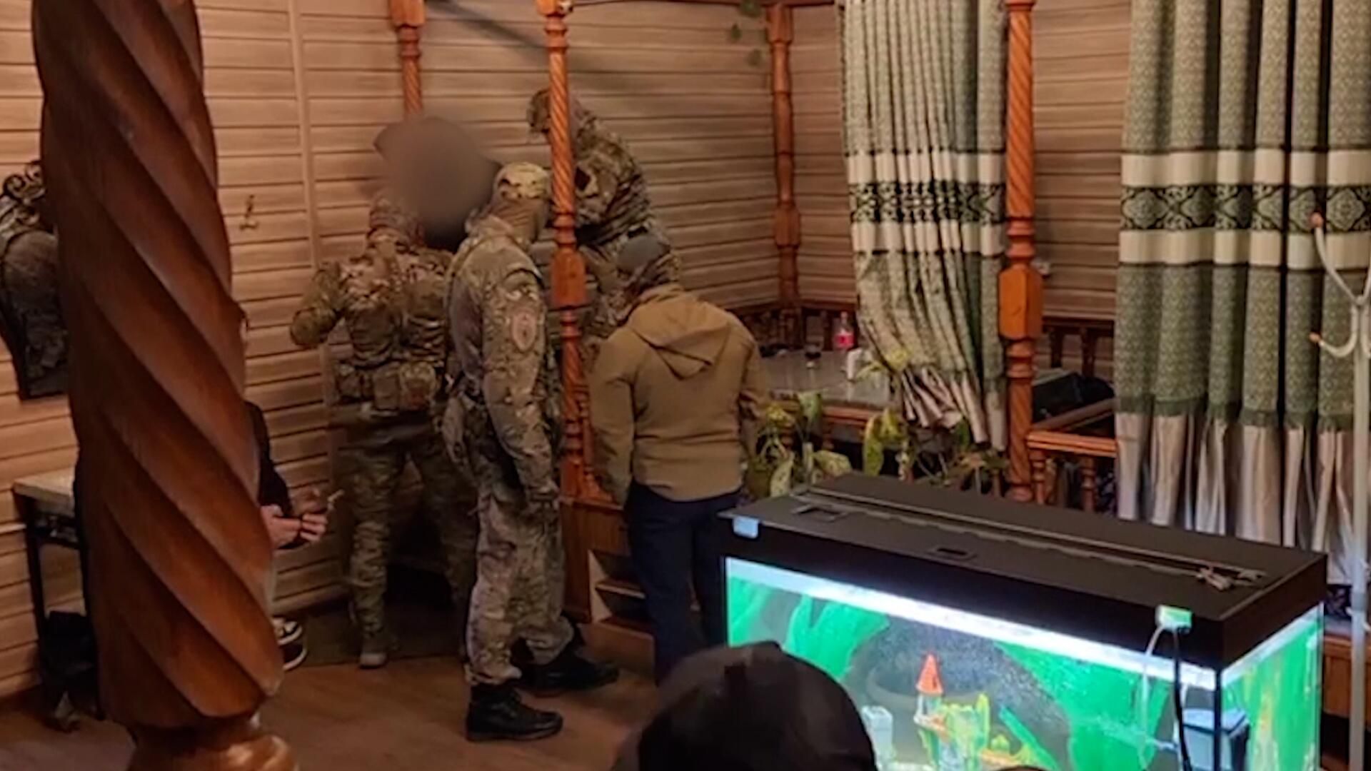 Задержание пособников террористической организации в Комсомольске-на-Амуре Задержание пособников террористической организации в Комсомольске-на-Амуре - РИА Новости, 1920, 12.07.2023