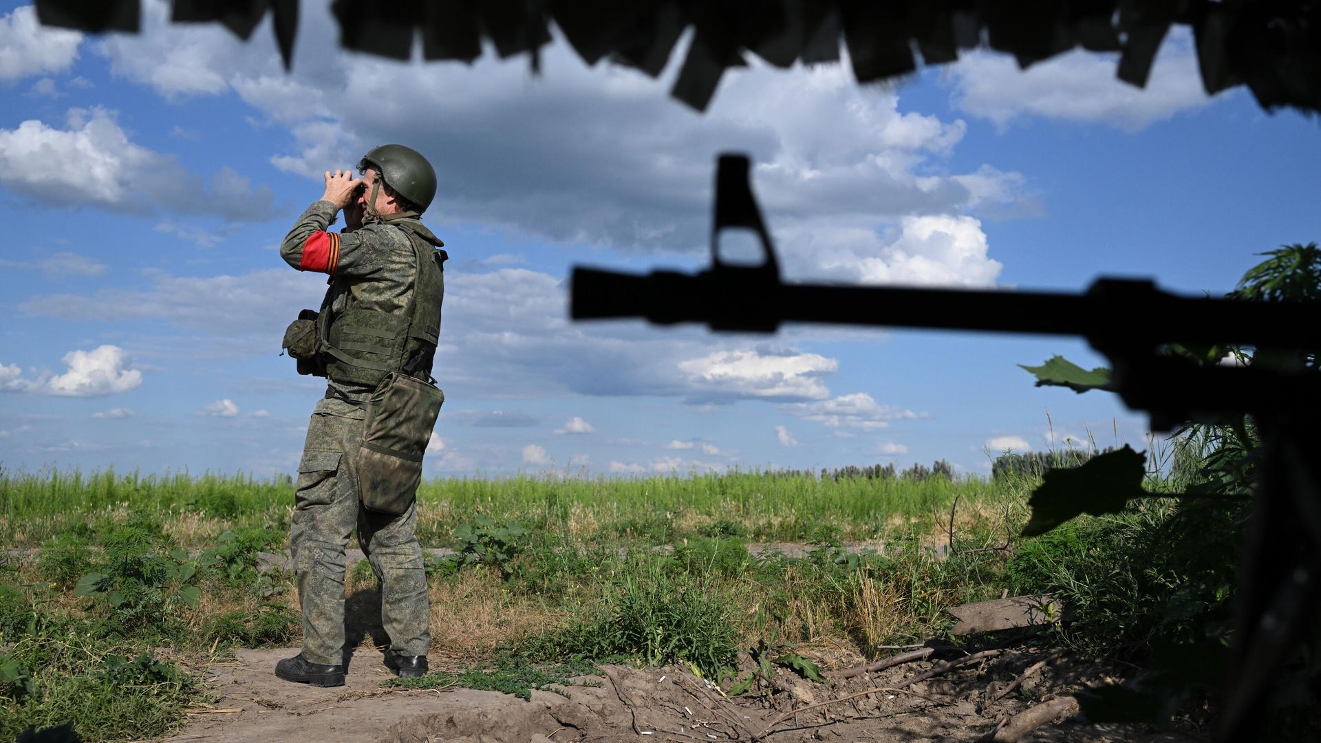 Военнослужащий в зоне проведения спецоперации Военнослужащий в зоне проведения спецоперации - РИА Новости, 1920, 20.07.2023