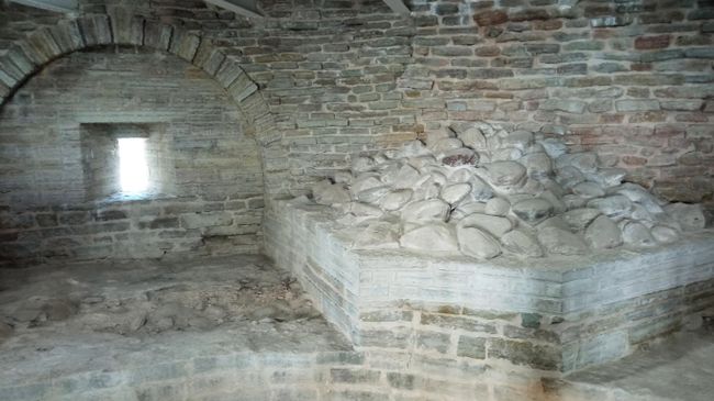 Староладожская крепость, интерьеры восстановленных башен