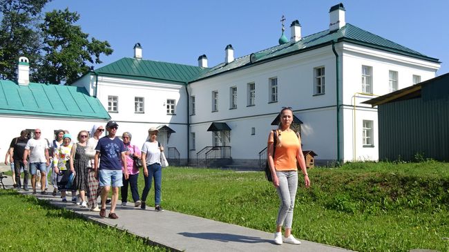 Никольский монастырь, экскурсия