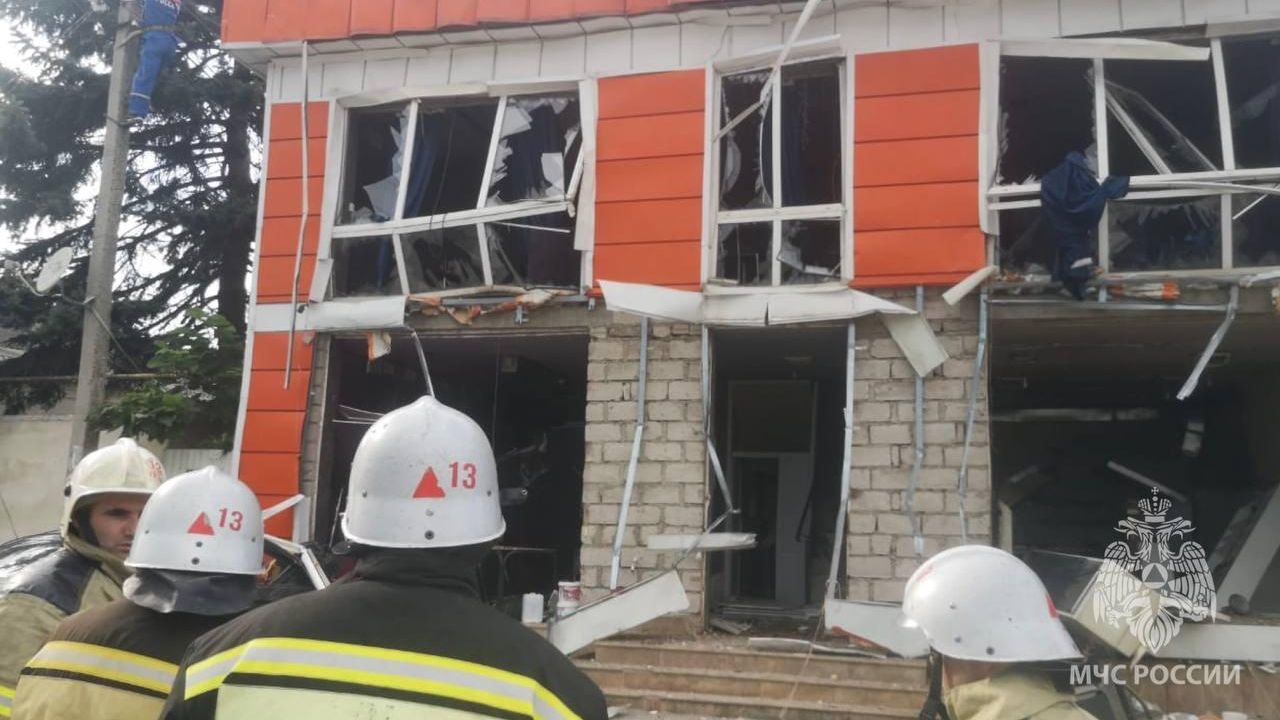 На месте взрыва газа в кафе в Кабардино-Балкарии На месте взрыва газа в кафе в Кабардино-Балкарии - РИА Новости, 1920, 19.07.2023