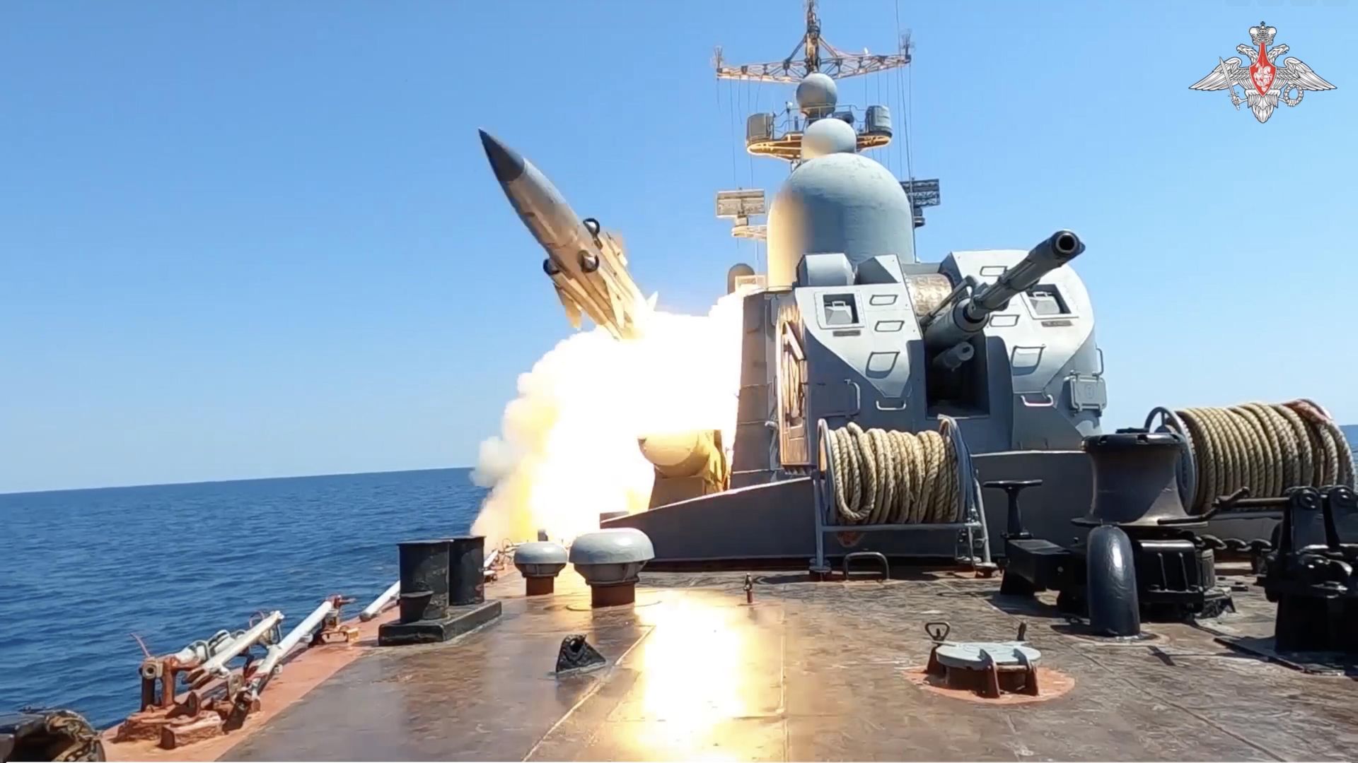 Ракетные стрельбы кораблей Черноморского флота Ракетные стрельбы кораблей Черноморского флота - РИА Новости, 1920, 16.01.2024