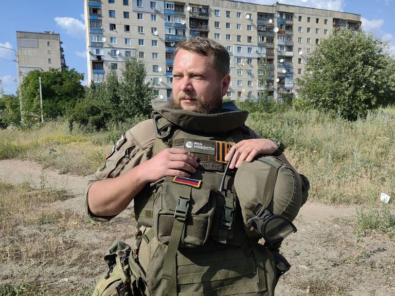 Военный корреспондент РИА Новости Ростислав Журавлев Военный корреспондент РИА Новости Ростислав Журавлев