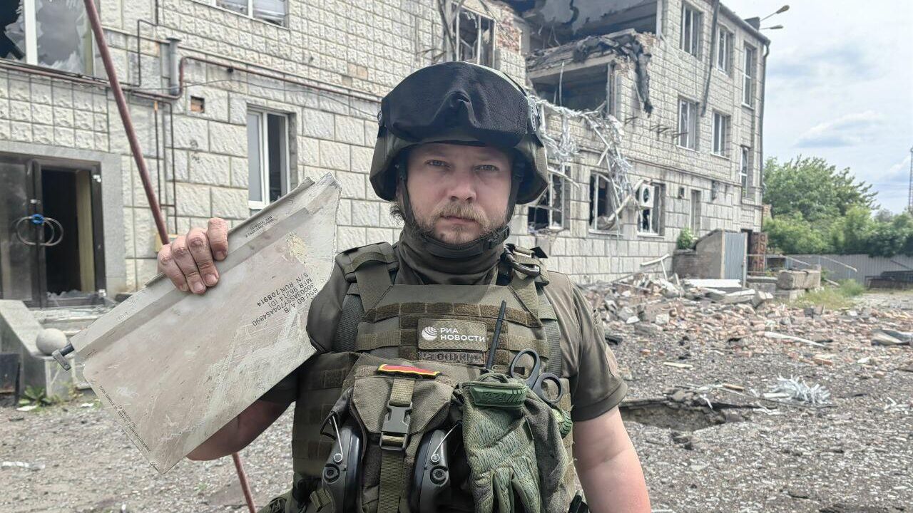 Военный корреспондент РИА Новости Ростислав Журавлев Военный корреспондент РИА Новости Ростислав Журавлев - РИА Новости, 1920, 23.07.2023