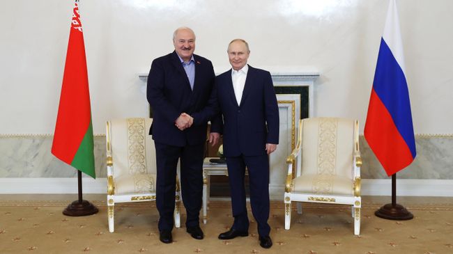 Президент России Владимир Путин и президент Белоруссии Александр Лукашенко