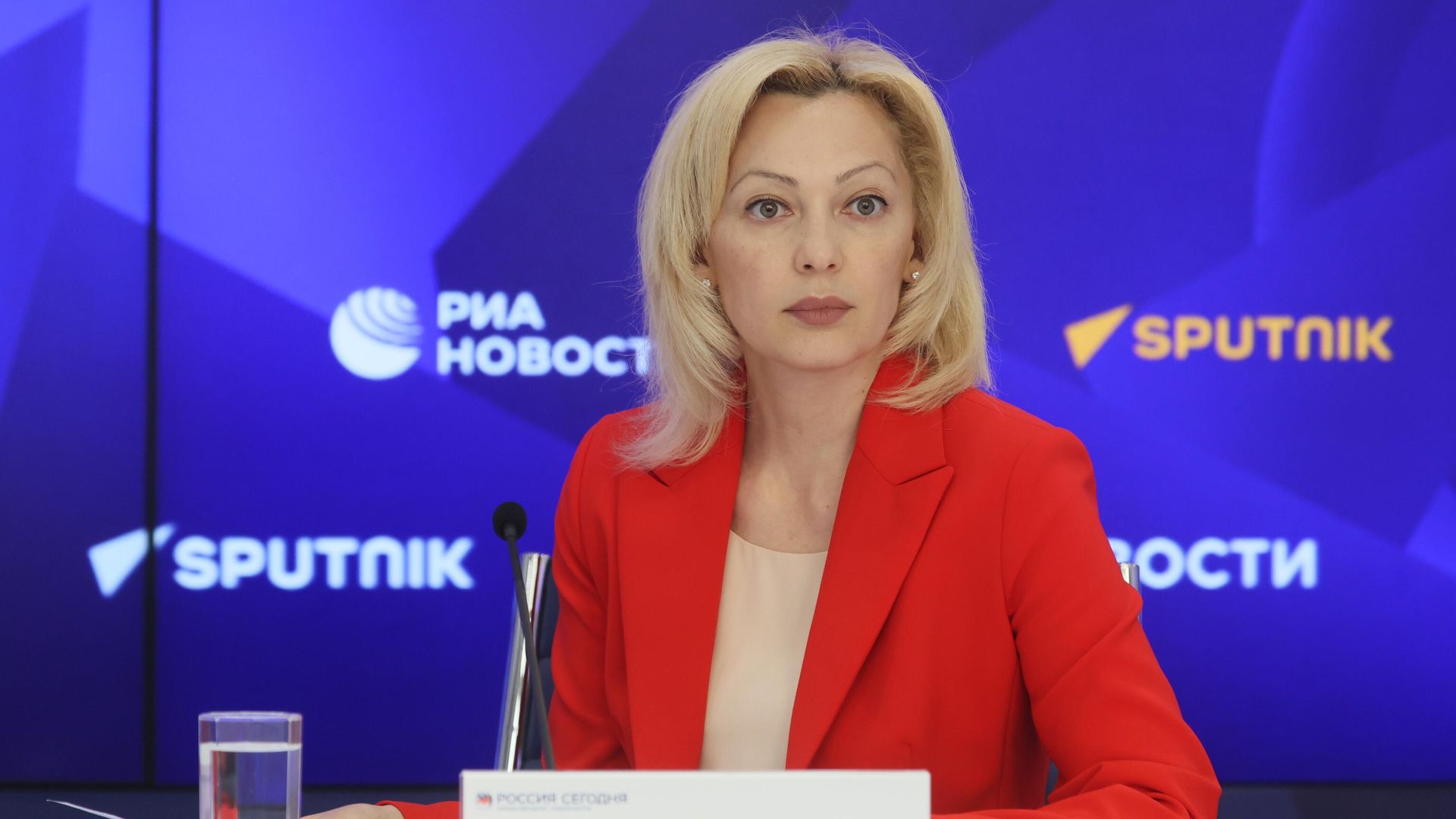 Председатель Комитета Государственной Думы РФ по развитию гражданского общества, вопросам общественных и религиозных объединений Ольга Тимофеева во время пресс-конференции в Международном мультимедийном пресс-центре Россия сегодня в Москве Председатель Комитета Государственной Думы РФ по развитию гражданского общества, вопросам общественных и религиозных объединений Ольга Тимофеева во время пресс-конференции в Международном мультимедийном пресс-центре Россия сегодня в Москве - РИА Новости, 1920, 26.07.2023