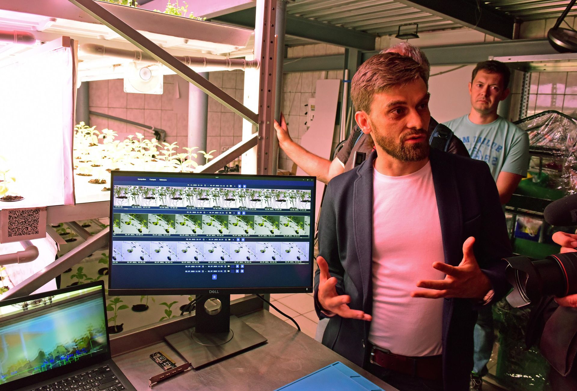 Инженер-исследователь лаборатории искусственного климата НЦМУ Агротехнологии будущего РГАУ-МСХА имени К.А. Тимирязева Иван Чуксин Инженер-исследователь лаборатории искусственного климата НЦМУ Агротехнологии будущего РГАУ-МСХА имени К.А. Тимирязева Иван Чуксин - РИА Новости, 1920, 26.07.2023