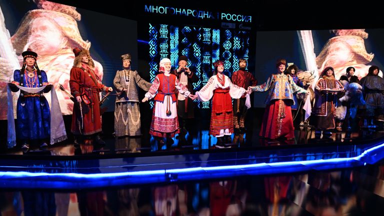 Стенд Многонародная Россия в конгрессно-выставочном центре Экспофорум Стенд Многонародная Россия в конгрессно-выставочном центре Экспофорум