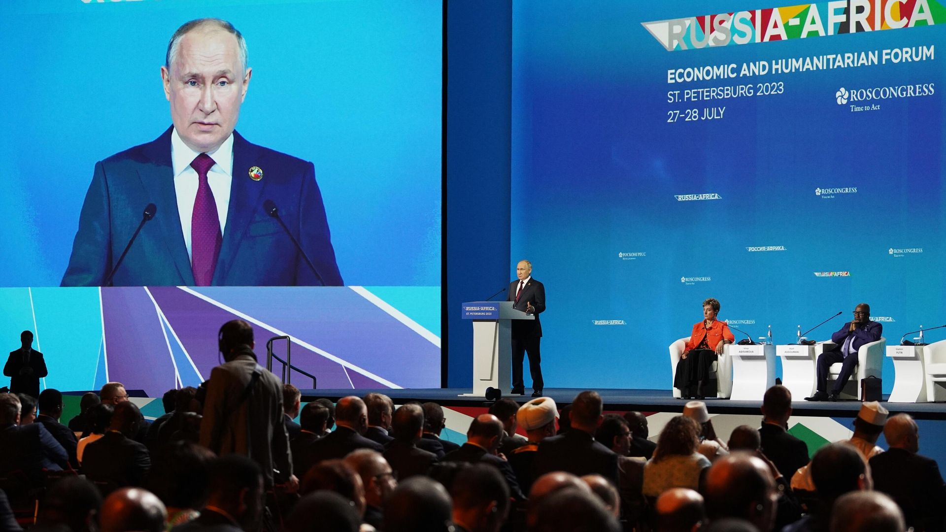 Президент РФ Владимир Путин выступает на пленарном заседании II Cаммита и форума Россия - Африка  - РИА Новости, 1920, 29.07.2023