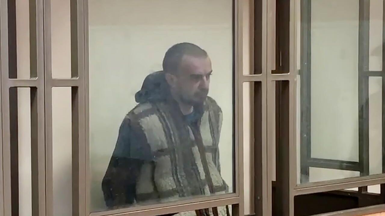 Агент украинской разведки, задержанный по подозрению в совершении шпионажа, причастности к гибели российских военнослужащих и уничтожению военной техники в зоне спецоперации. Стоп-кадр видео Агент украинской разведки, задержанный по подозрению в совершении шпионажа, причастности к гибели российских военнослужащих и уничтожению военной техники в зоне спецоперации. Стоп-кадр видео - РИА Новости, 1920, 27.07.2023
