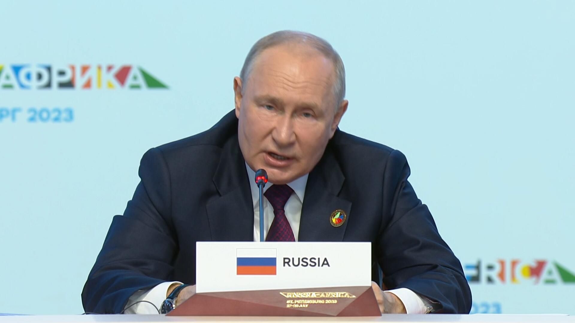 Путин: Россия выделит африканским странам около 90 миллионов долларов Путин: Россия выделит африканским странам около 90 миллионов долларов - РИА Новости, 1920, 28.07.2023