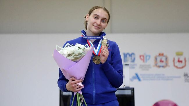 Российская фехтовальщица Анна Смирнова