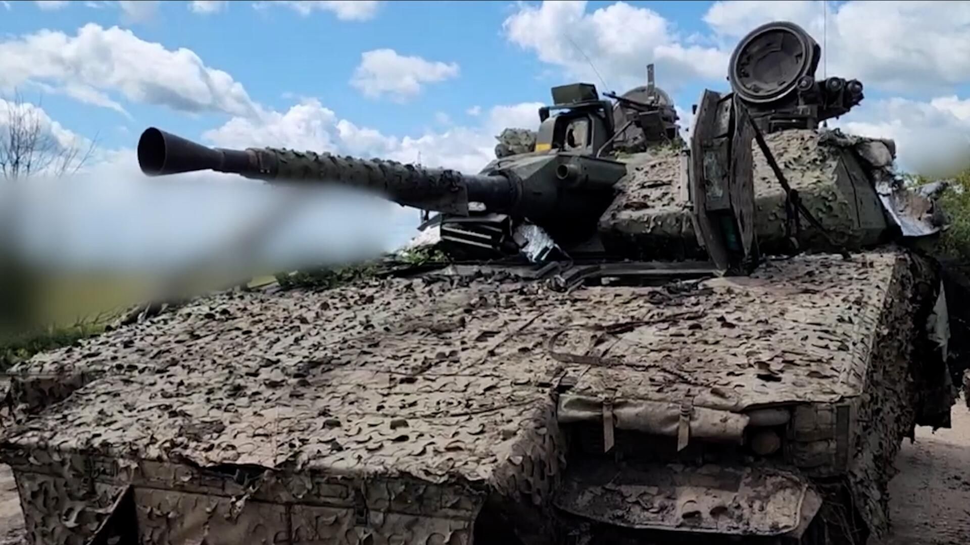 Первая трофейная шведская БМП CV90 в зоне спецоперации Первая трофейная шведская БМП CV90 в зоне спецоперации - РИА Новости, 1920, 30.07.2023