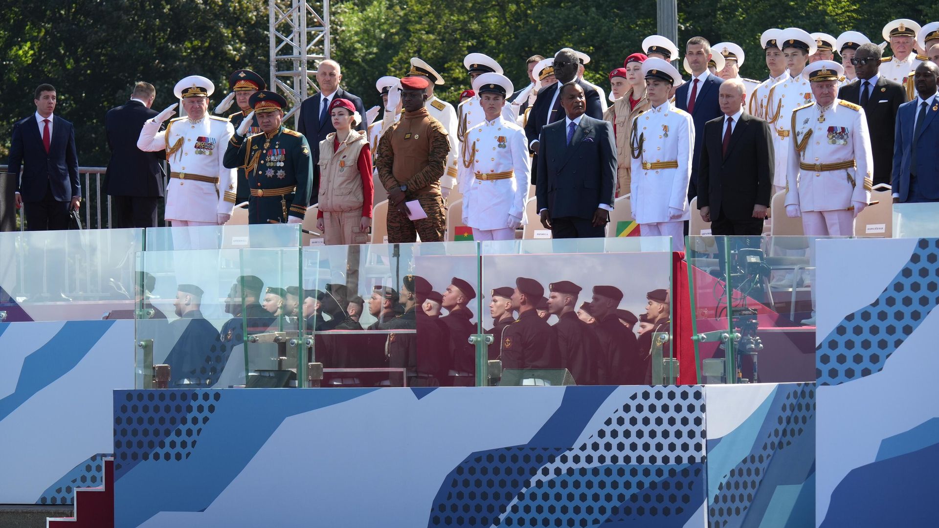 Президент РФ, верховный главнокомандующий Владимир Путин на Главном военно-морском параде по случаю Дня Военно-морского флота РФ Президент РФ, верховный главнокомандующий Владимир Путин на Главном военно-морском параде по случаю Дня Военно-морского флота РФ - РИА Новости, 1920, 30.07.2023