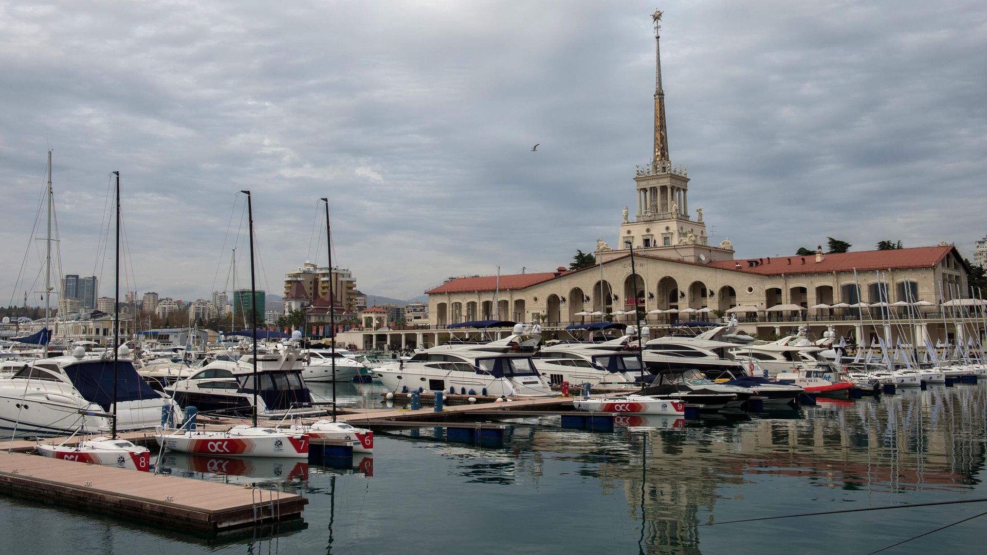 Морской порт Сочи Морской порт Сочи - РИА Новости, 1920, 01.04.2024