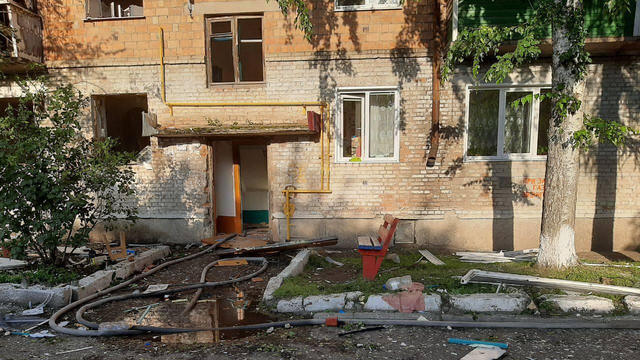 На месте взрыва бытового газа в пятиэтажном жилом доме в Канске На месте взрыва бытового газа в пятиэтажном жилом доме в Канске - РИА Новости, 1920, 04.08.2023