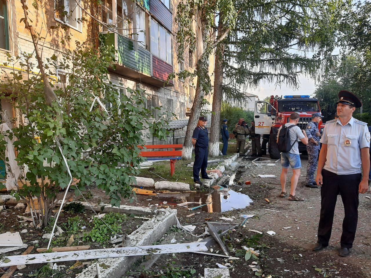 На месте взрыва бытового газа в пятиэтажном жилом доме в Канске На месте взрыва бытового газа в пятиэтажном жилом доме в Канске - РИА Новости, 1920, 04.08.2023