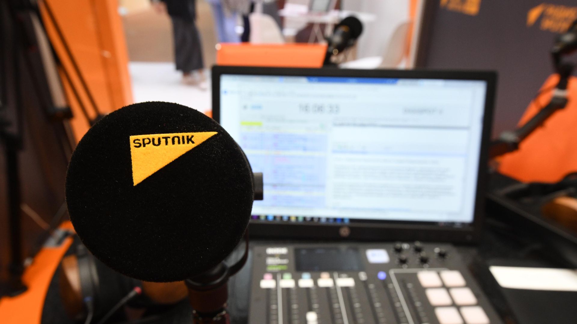 Радио Sputnik запустило вещание на Калининград Радио Sputnik запустило вещание на Калининград - РИА Новости, 1920, 07.08.2023