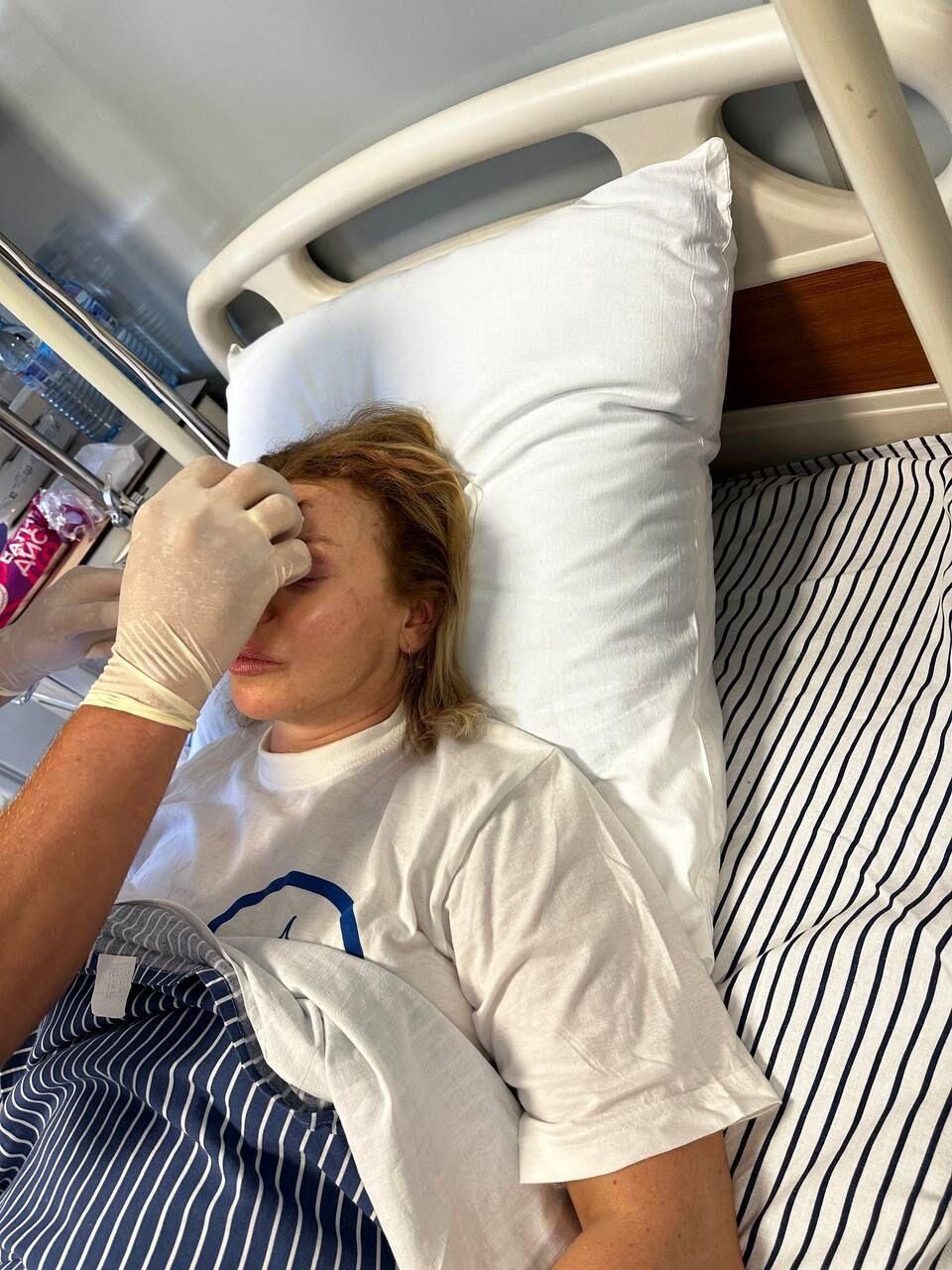 Певица Лада Дэнс, попавшая 5 августа в ДТП в Подмосковье, проходит восстановительные процедуры в больнице Певица Лада Дэнс, попавшая 5 августа в ДТП в Подмосковье, проходит восстановительные процедуры в больнице - РИА Новости, 1920, 10.08.2023