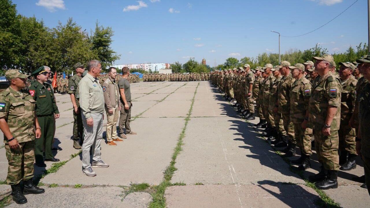 Добровольческий полк Башкортостан завершает боевое слаживание Добровольческий полк Башкортостан завершает боевое слаживание - РИА Новости, 1920, 10.08.2023