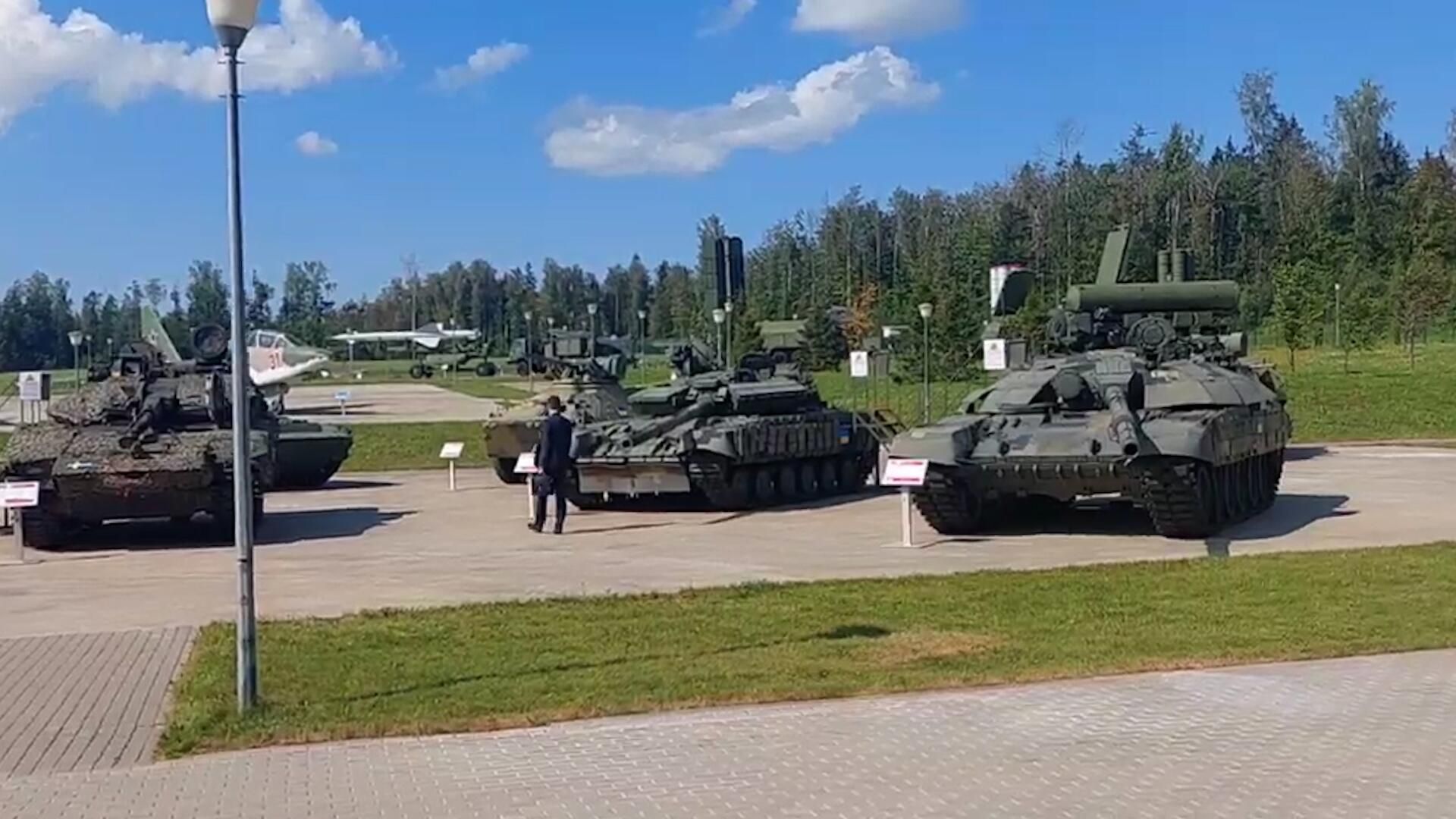 Выставка трофейной западной техники в парке Патриот Выставка трофейной западной техники в парке Патриот - РИА Новости, 1920, 15.08.2023