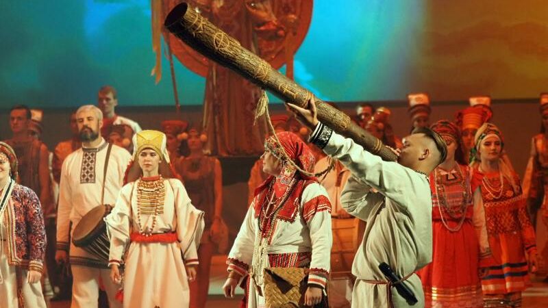Всероссийский форум финно-угорских народов стартовал в Саранске Всероссийский форум финно-угорских народов стартовал в Саранске - РИА Новости, 1920, 17.08.2023