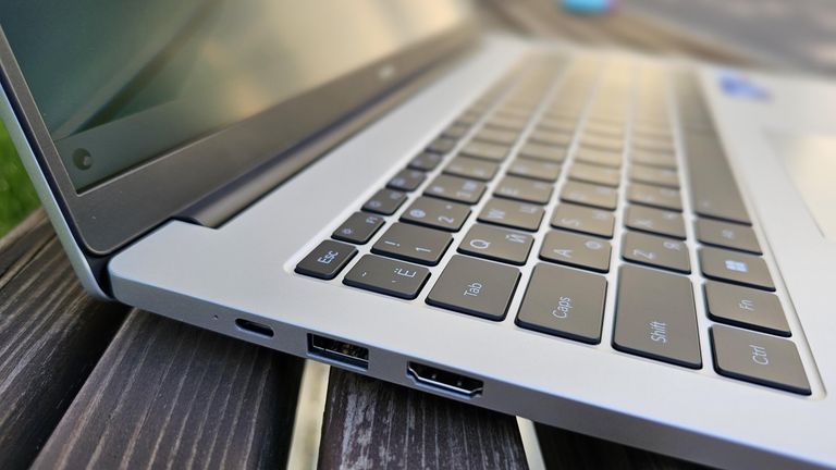 Honor MagicBook X 16 Pro 2023