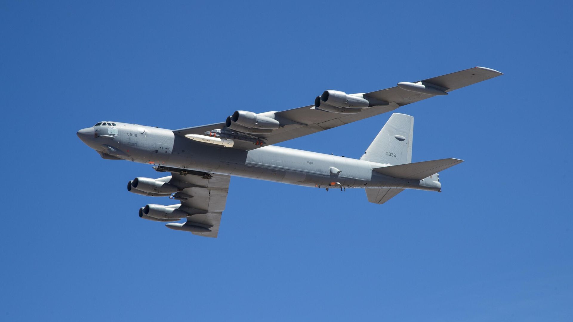 Бомбардировщик B-52 Бомбардировщик B-52 - РИА Новости, 1920, 28.02.2024