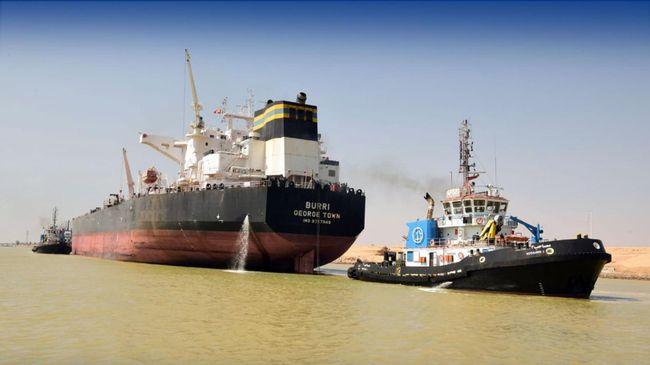 Буксировка танкера со сжиженным газом Burri в Суэцком канале