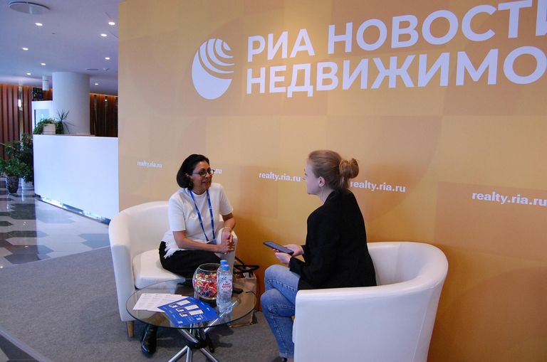 Директор программы развития города с точки зрения безопасности в Йоханнесбурге Назира Качалия Директор программы развития города с точки зрения безопасности в Йоханнесбурге Назира Качалия