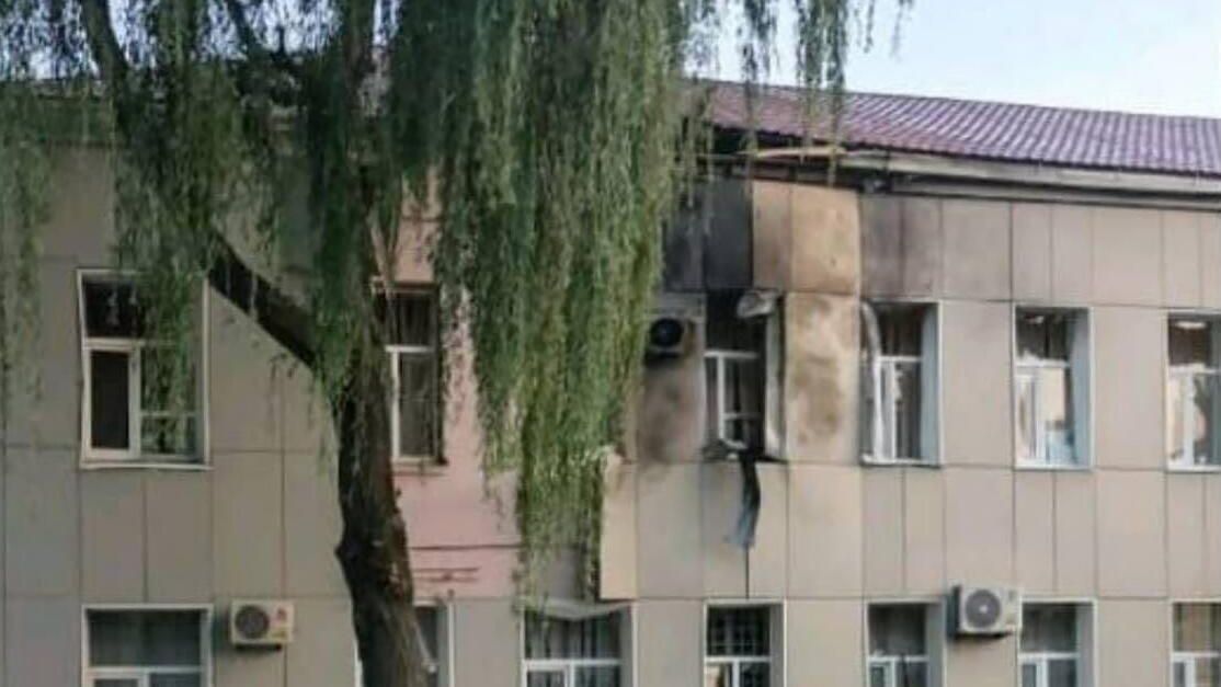 Здание СК, поврежденное после падения беспилотника в Брянске Здание СК, поврежденное после падения беспилотника в Брянске - РИА Новости, 1920, 30.08.2023
